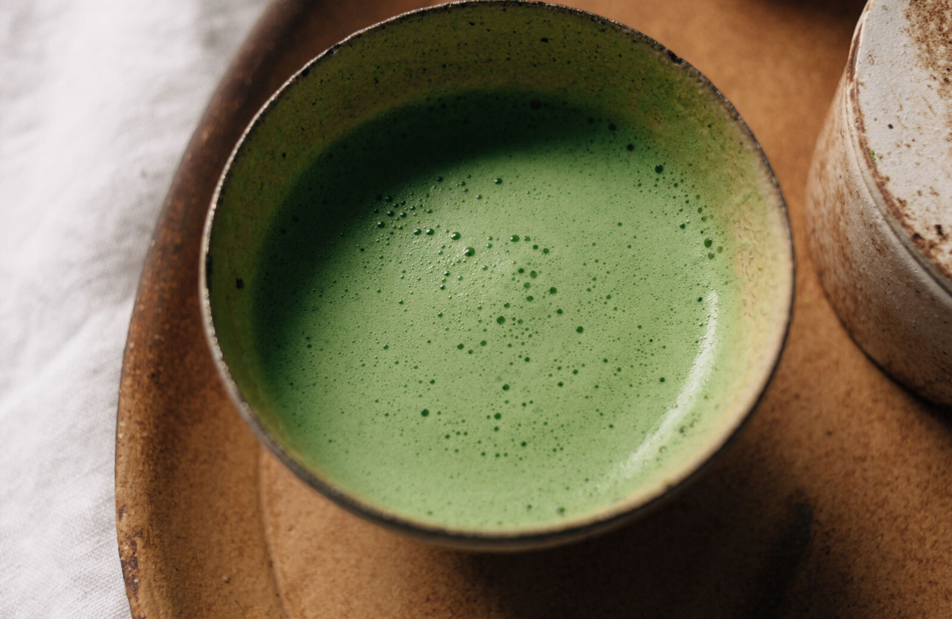 Recipe whisking matcha 002