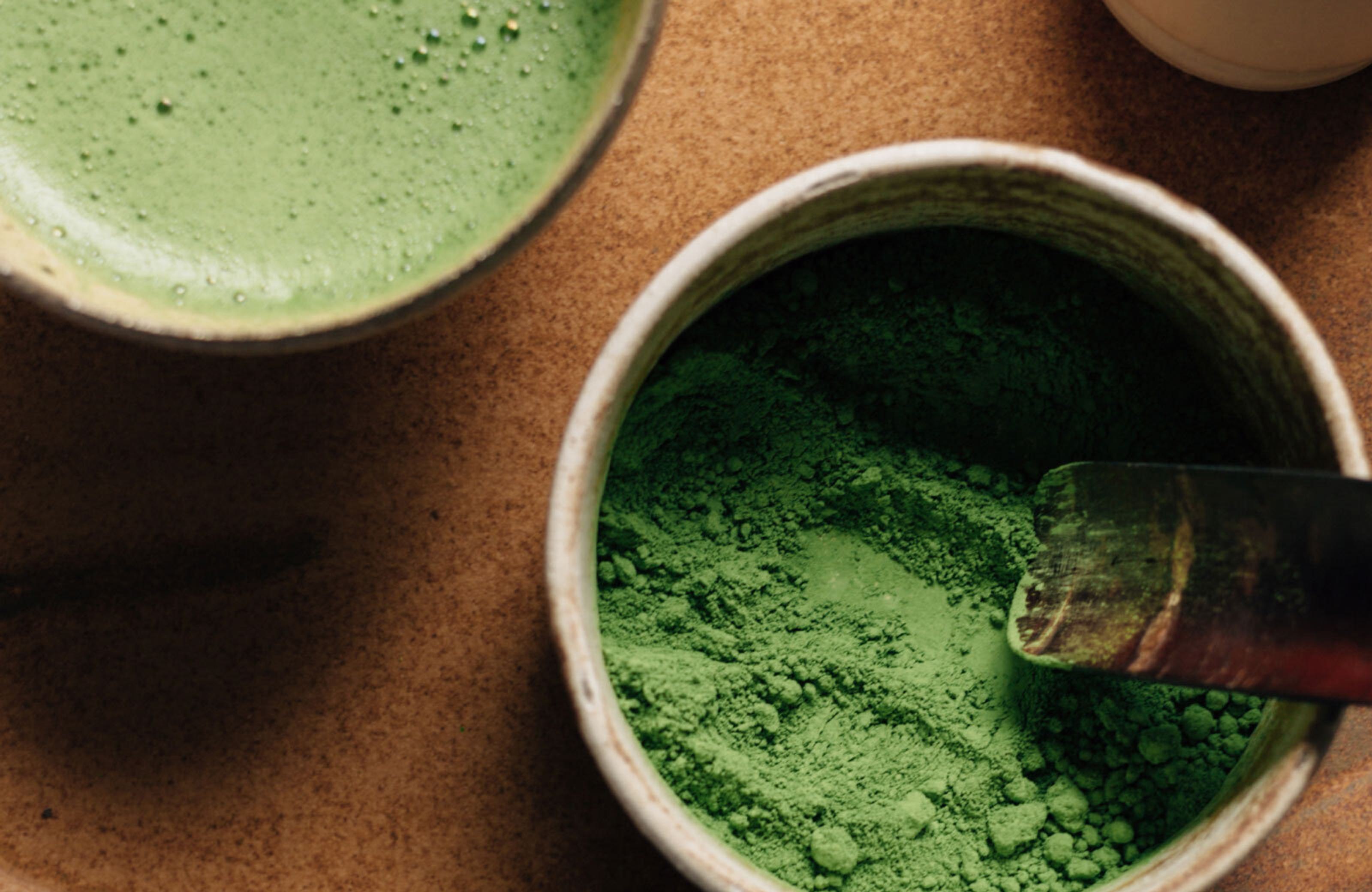 Recipe whisking matcha 005